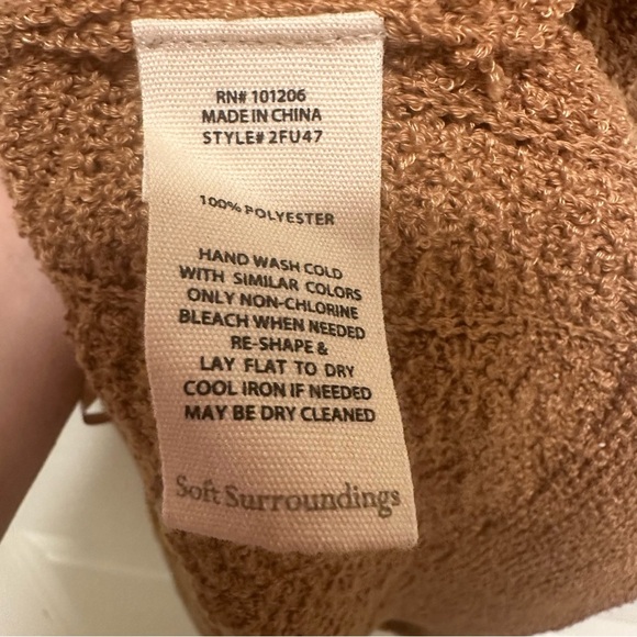 Soft Surroundings Coastal Sweater Vest Tobacco Brown NWT Size Medium - Picture 5 of 5